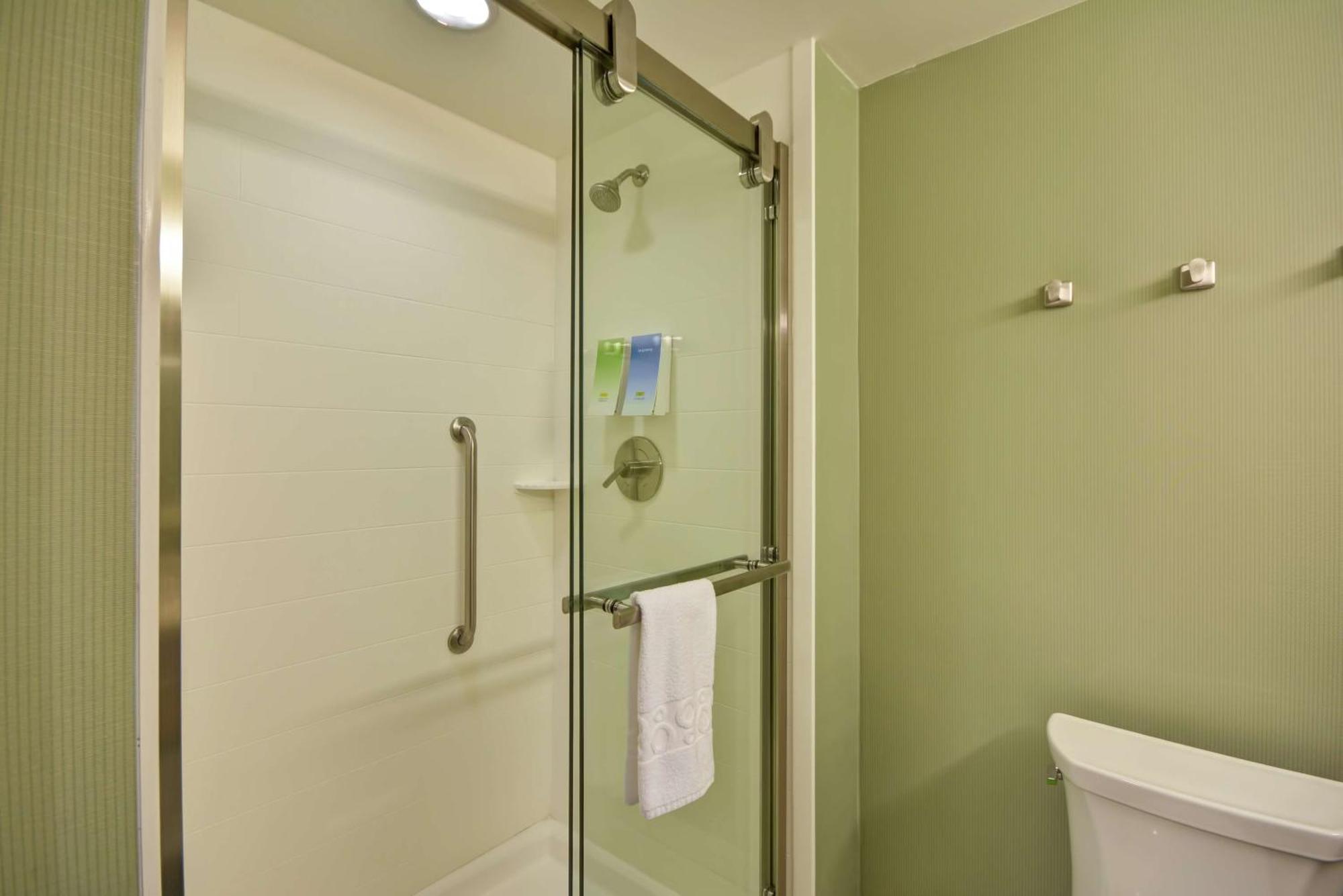 Home2 Suites By Hilton St. Simons Island Exterior photo