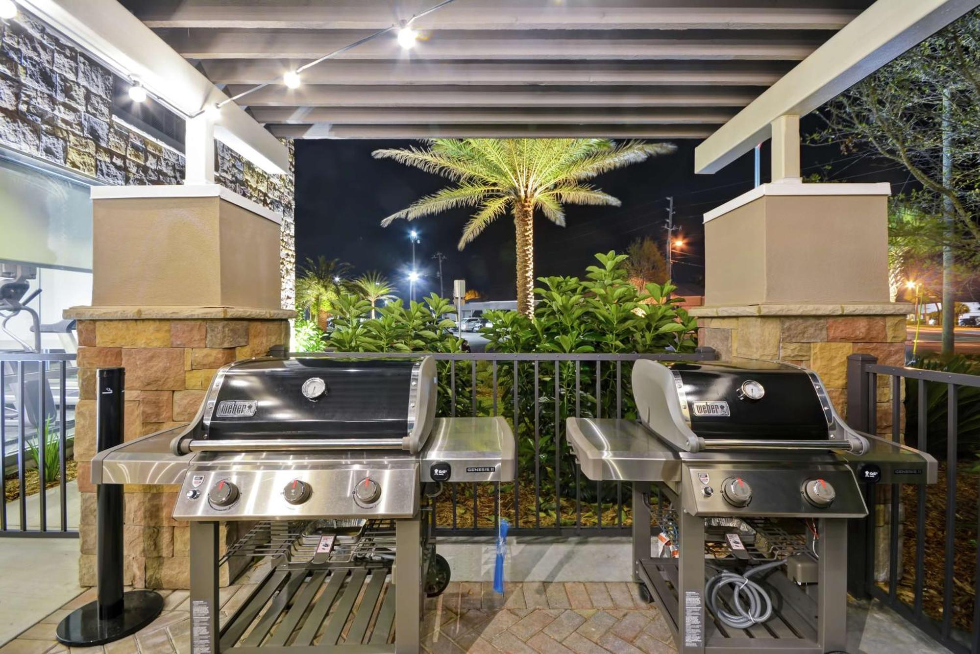 Home2 Suites By Hilton St. Simons Island Exterior photo